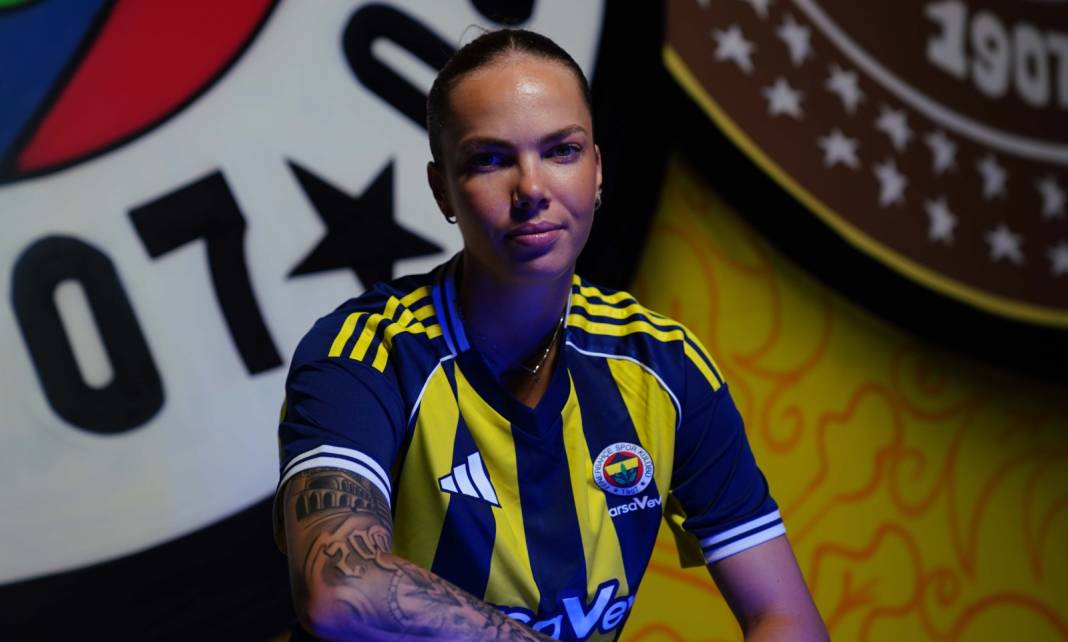 Galatasaray'dan ayrıldı Fenerbahçe'ye imza attı 3